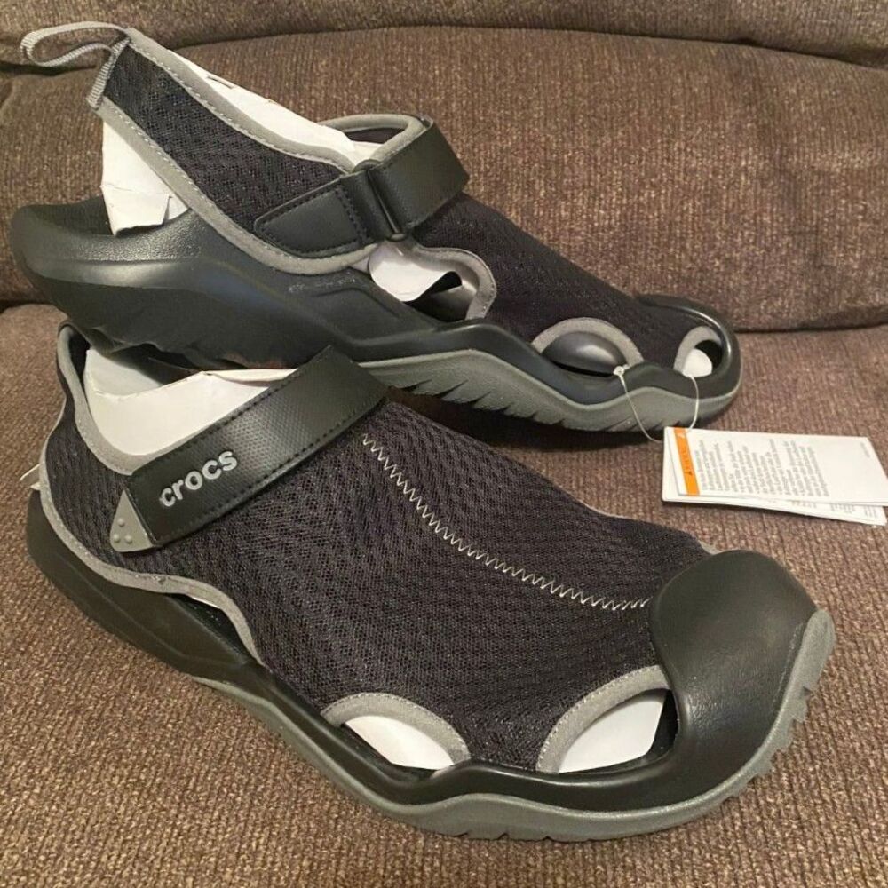 NWT Crocs Men's Black Swiftwater Mesh Deck Sandals Size 14